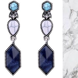 🌸3/$20 Shades of Blue Marble Drop Earrings